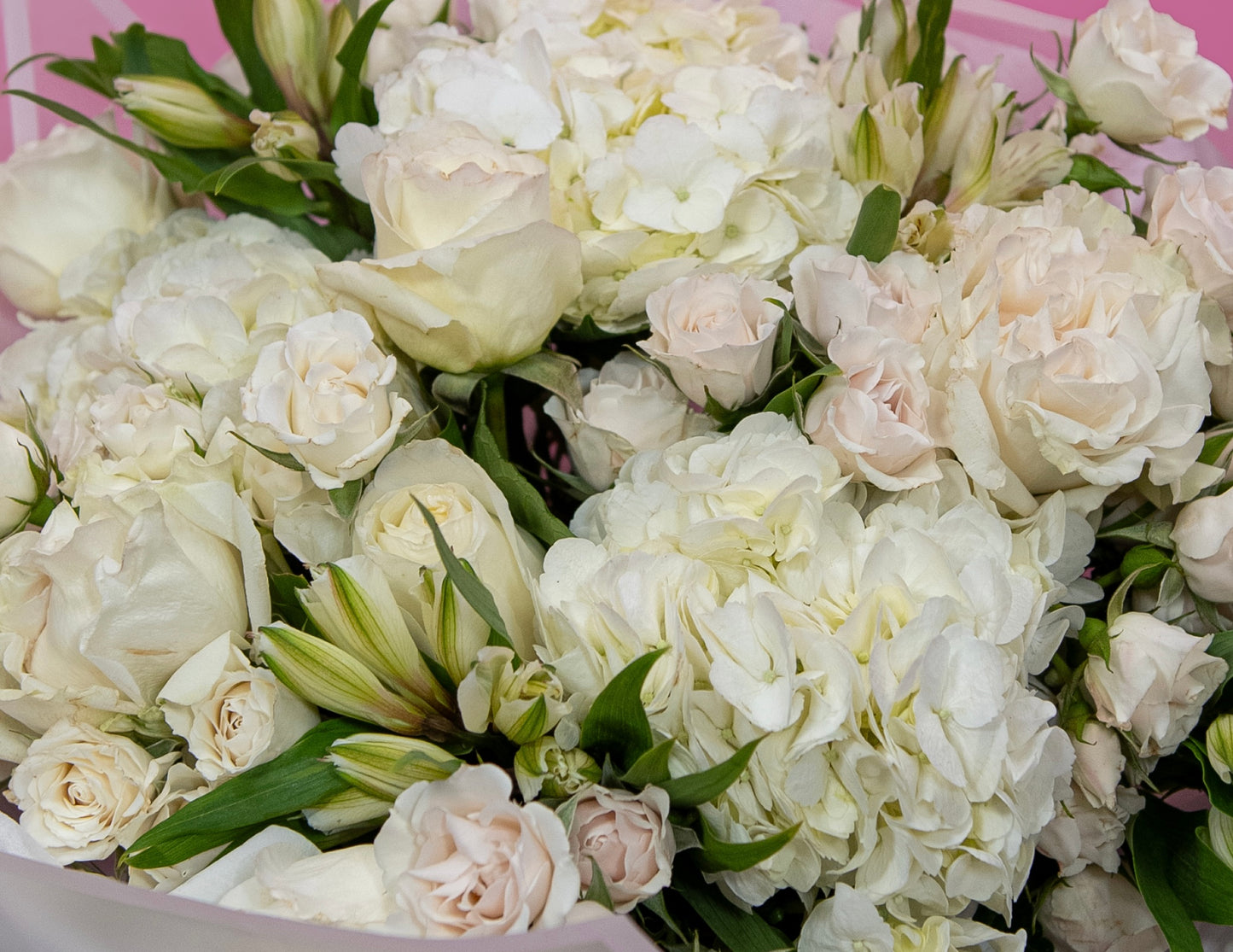 White Dreamy Bouquet