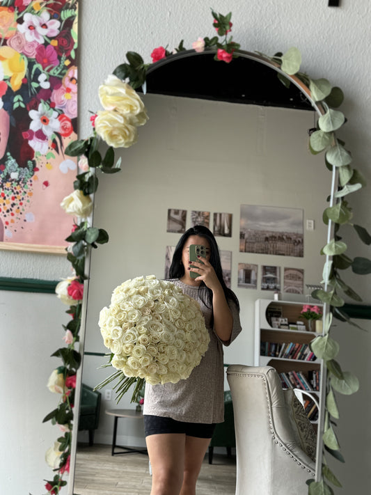 100 Roses Forever Love